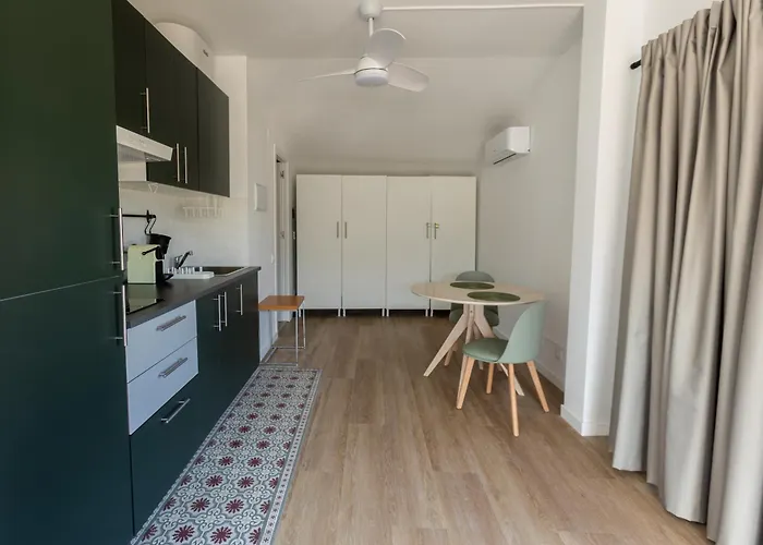 شقة Seamount, Beside With Balcony تاماريو